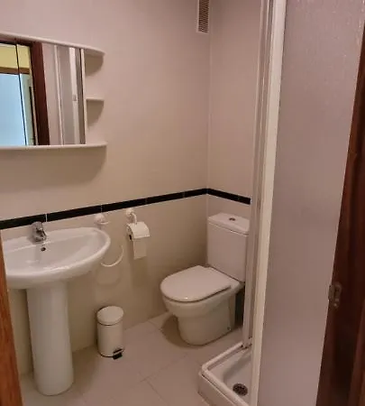 Cozy Yellow In * Getxo