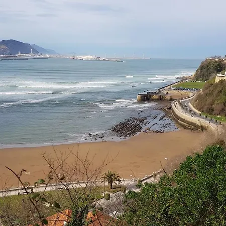 Daire Cozy Yellow In Getxo