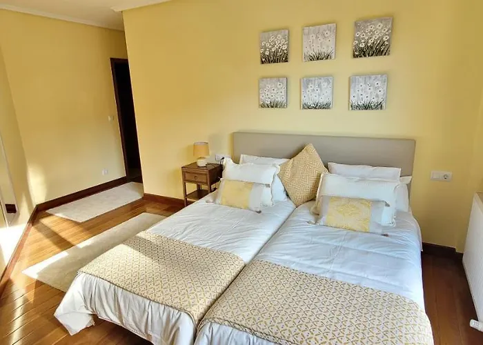 Cozy Yellow In Apartment *